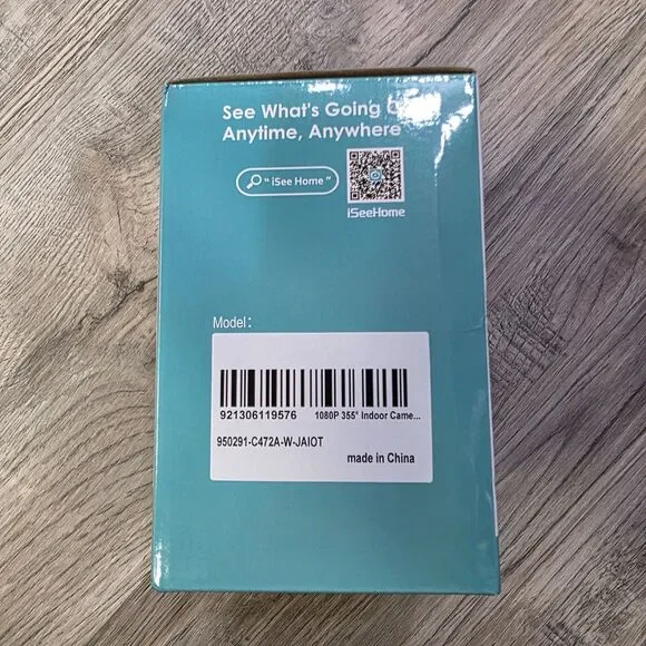 Ultimate Smart Guard: 360° WiFi Camera – NIB! - Picture 10 of 11